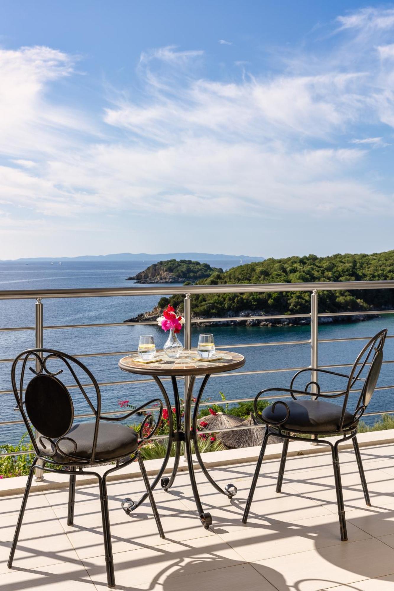Costa Smeralda Sivota  Ngoại thất bức ảnh
